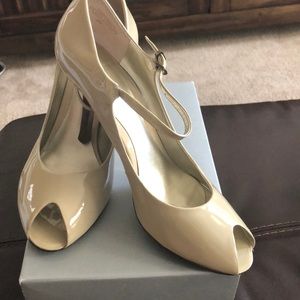 Taupe Nine West heels